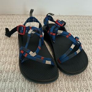 Kids Chaco Sandals Size‎ 4 Red White Blue